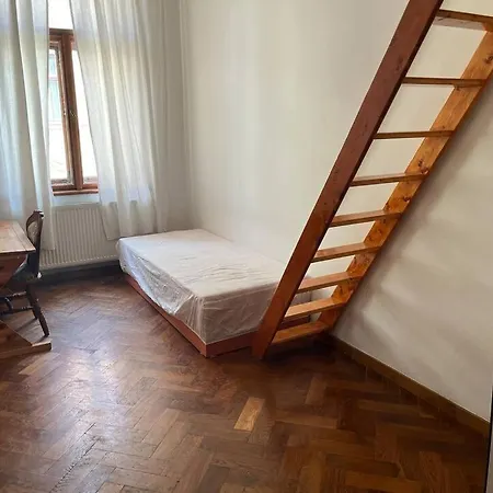 Cozy Soukenicka S35 * Prag